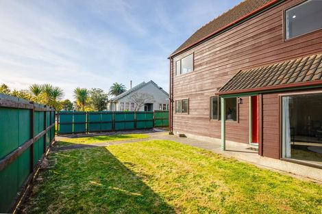 Photo of property in 1/17u Randwick Crescent, Moera, Lower Hutt, 5010