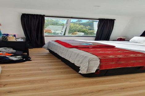 Photo of property in 9a Cheshire Street, Cannons Creek, Porirua, 5024