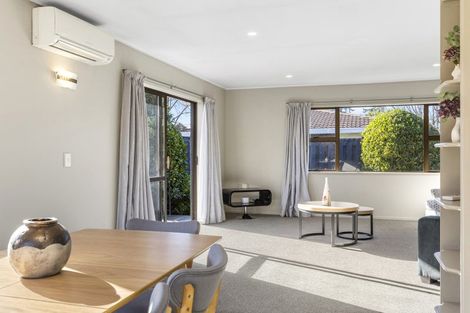 Photo of property in 7 Kathleen Place, Rainbow Point, Taupo, 3330