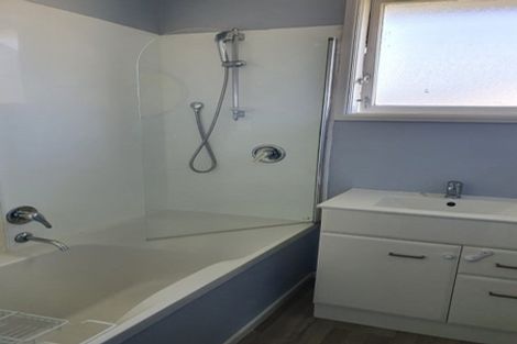 Photo of property in 32 Mervan Street, Mangere East, Auckland, 2024