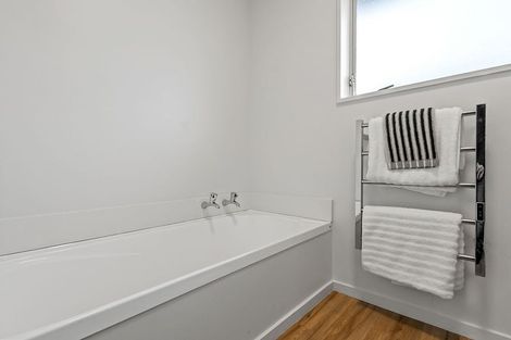 Photo of property in 2/9 Ruru Road, Linwood, Christchurch, 8062