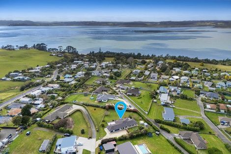 Photo of property in 16 Omana Avenue, Shelly Beach, Helensville, 0874