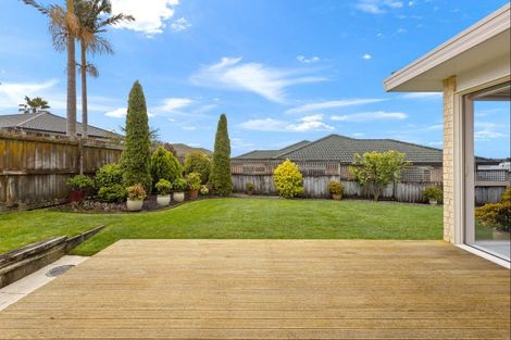 Photo of property in 61 Kath Hopper Drive, Orewa, 0931