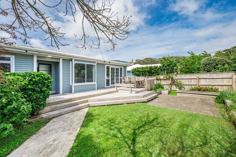 Photo of property in 9 Clarkes Crescent, Paekakariki, 5034