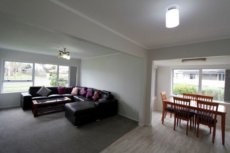 Photo of property in 33 Taka Street, Takanini, 2112