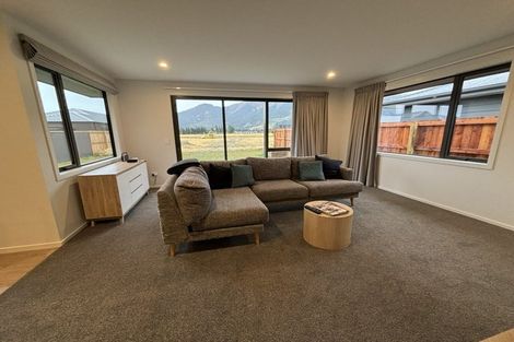 Photo of property in 8 Dunn Street, Lake Hawea, 9382