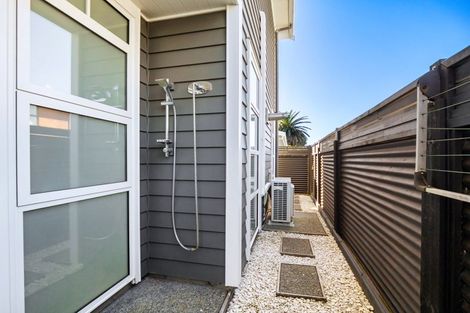 Photo of property in 35e Oceanbeach Road, Mount Maunganui, 3116