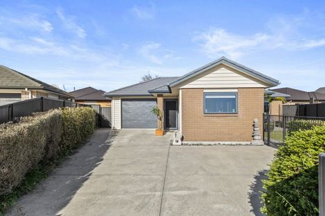 Photo of property in 15 Peter Way Place, Glenview, Hamilton, 3206