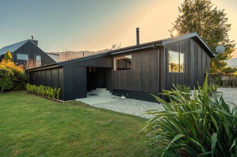 Photo of property in 65 Oregon Drive, Kelvin Heights, Queenstown, 9300