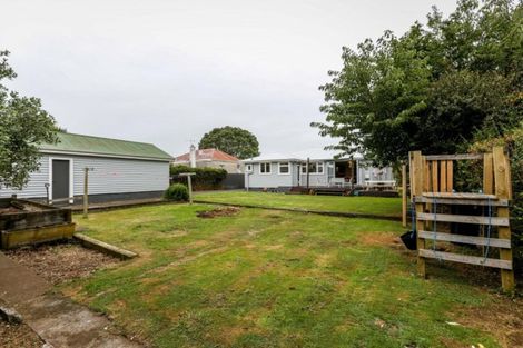 Photo of property in 43 Cumming Street, Okato, 4335