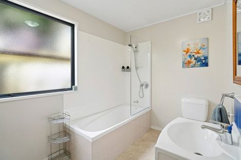 Photo of property in 33 Arawata Terrace, Fernhill, Queenstown, 9300