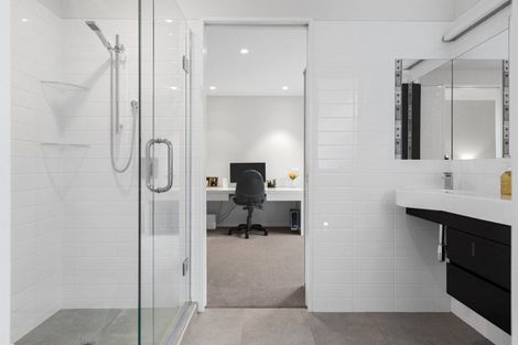 Photo of property in 86 Hinau Street, Riccarton, Christchurch, 8041