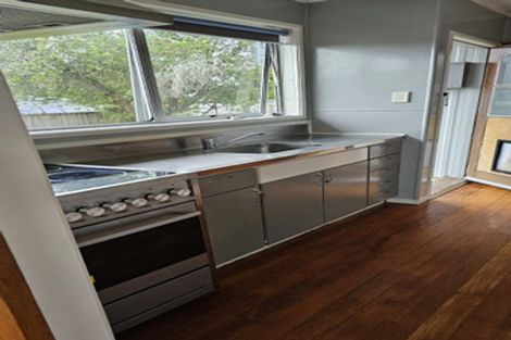 Photo of property in 5 Nan Place, Pakuranga Heights, Auckland, 2010