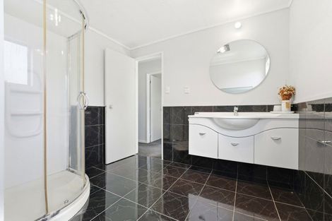 Photo of property in 8 Ash Place, Aramoho, Whanganui, 4500