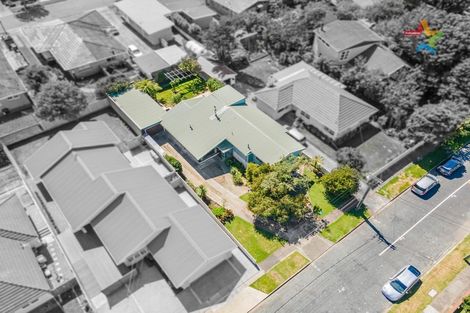 Photo of property in 27 Holyoake Crescent, Avalon, Lower Hutt, 5011