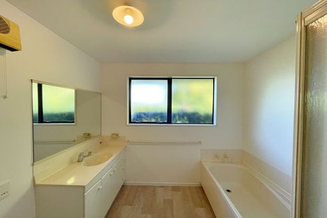 Photo of property in 58 Ben Nevis Drive, Broomfield, Christchurch, 8042