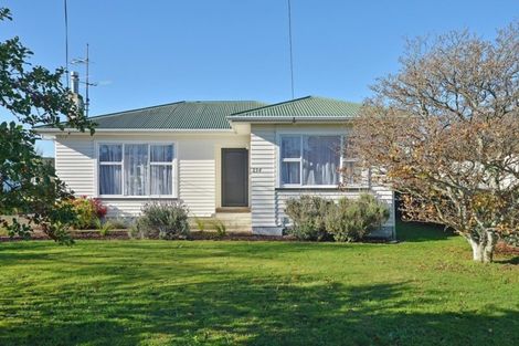 Photo of property in 234 High Street North, Carterton, 5713