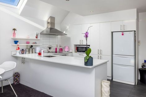 Photo of property in 496b Manchester Street, St Albans, Christchurch, 8014