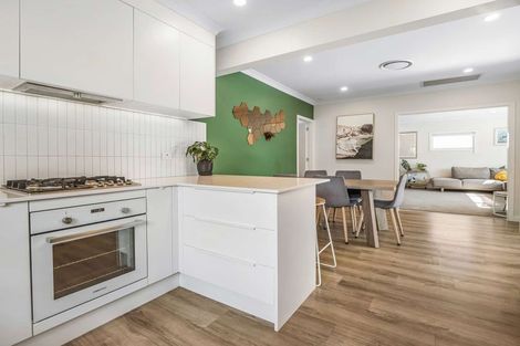 Photo of property in 14 Centaurus Road, Cashmere, Christchurch, 8022