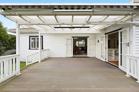 Photo of property in 53 Beerescourt Road, Beerescourt, Hamilton, 3200