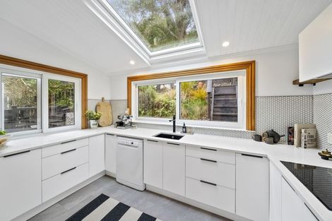 Photo of property in 27 Mortimer Terrace, Aro Valley, Wellington, 6021