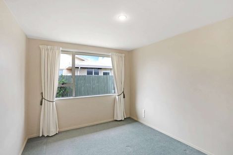 Photo of property in 8 Thistledown Place, Woolston, Christchurch, 8062