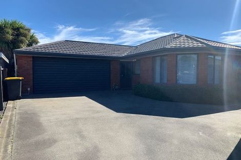 Photo of property in 32 Seymour Street, Hornby, Christchurch, 8042