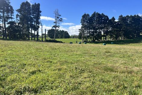 Photo of property in 741 Upland Road, Egmont Village, New Plymouth, 4372