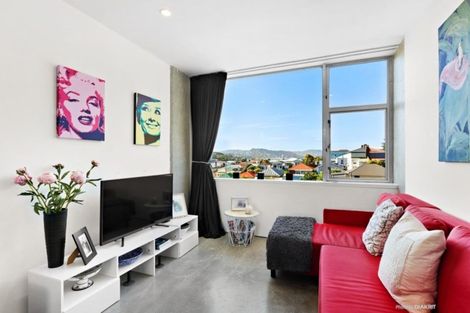 Photo of property in Beresford Apartments, 19/118u Russell Terrace, Berhampore, Wellington, 6023