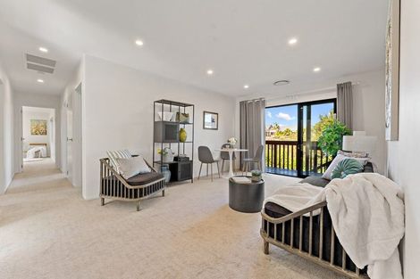 Photo of property in 12 Channing Crescent, Botany Downs, Auckland, 2010