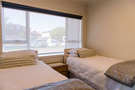 Photo of property in 40 Maunganui Road, Mount Maunganui, 3116