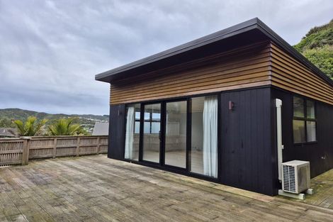 Photo of property in 16 Appleton Place, Karori, Wellington, 6012