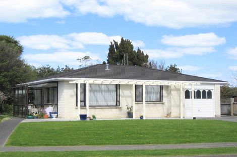 Photo of property in 3a Walker Crescent, Bulls, 4818