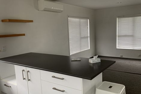 Photo of property in 1/11 Ballater Place, Highland Park, Auckland, 2010