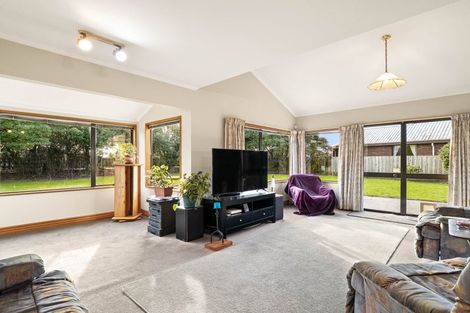 Photo of property in 83 Bush Road, Mosgiel, 9024