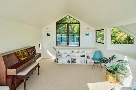 Photo of property in 19 Moana Road, Plimmerton, Porirua, 5026