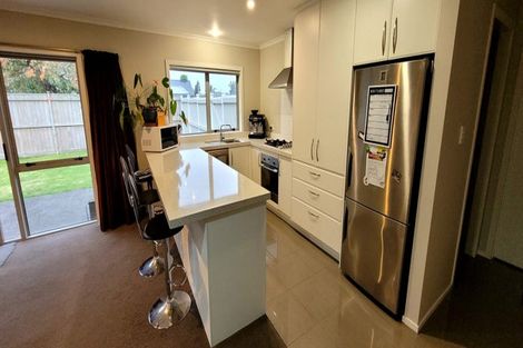 Photo of property in 12a Kervil Avenue, Te Atatu Peninsula, Auckland, 0610
