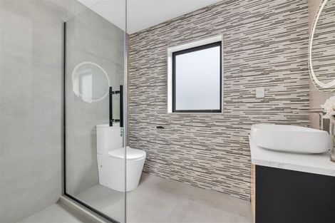 Photo of property in 80 Charlestown Drive, Flat Bush, Auckland, 2019