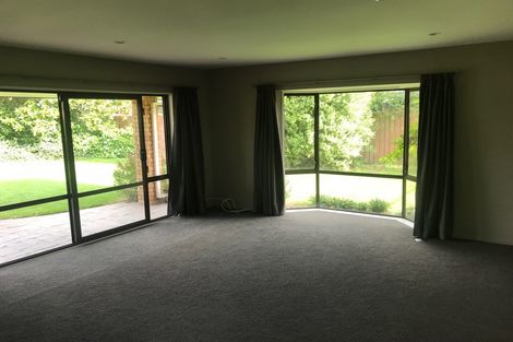 Photo of property in 2 Lantern Lane, Halswell, Christchurch, 8025