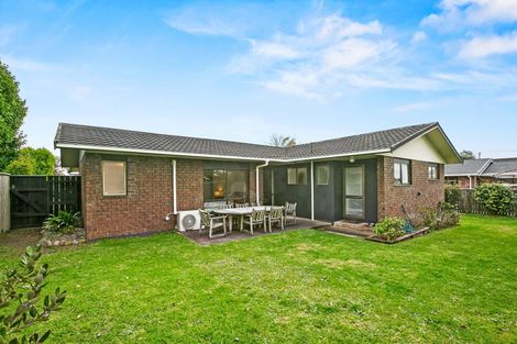Photo of property in 62 Heta Road, Highlands Park, New Plymouth, 4312