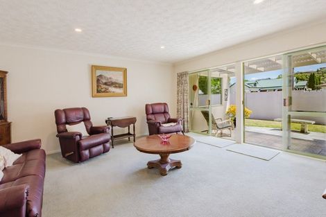 Photo of property in 46 Balmoral Street, Taradale, Napier, 4112