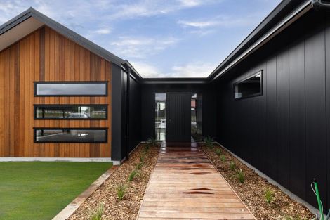 Photo of property in 22 Beecroft Drive, Havelock North, 4130