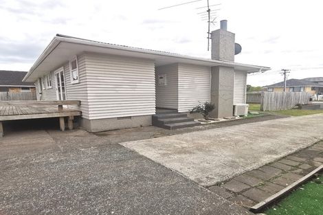 Photo of property in 19 Mcannalley Street, Manurewa East, Auckland, 2102