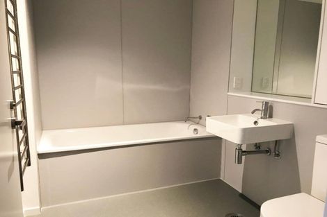 Photo of property in 383 Adelaide Road, Newtown, Wellington, 6021