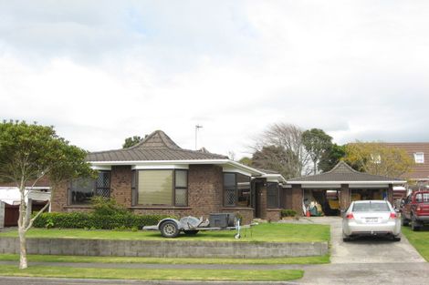 Photo of property in 6 Poplar Grove, Whalers Gate, New Plymouth, 4310