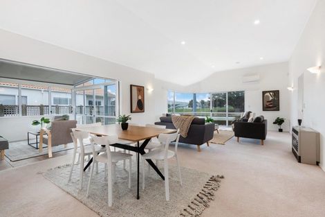 Photo of property in 8 Lakeside Villas, Whitby, Porirua, 5024