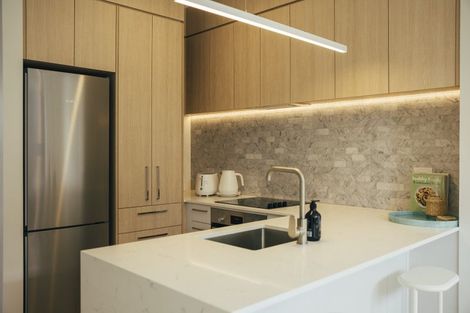 Photo of property in 7/664 Swanson Road, Swanson, Auckland, 0612