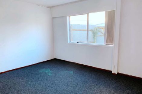 Photo of property in 18 Justin Place, Te Atatu Peninsula, Auckland, 0610