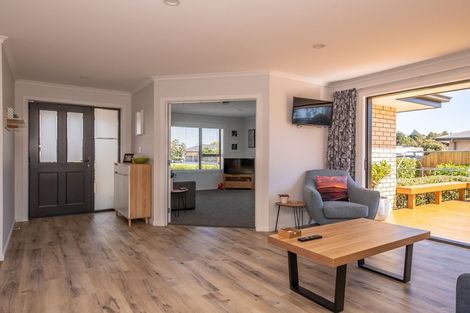 Photo of property in 25 Kawatiri Place, Westport, 7825