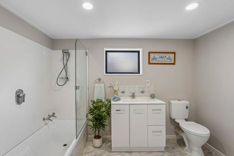 Photo of property in 17 Kent Street, Kingston, Athol, 9793